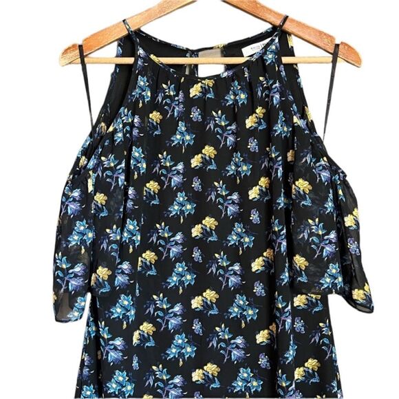 NWT! White House black‎ market floral cold shoulder dress - Picture 2 of 10